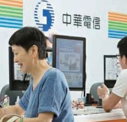 艾訊攜手偉迅科技為中華電信打造全方位智慧門市營運管理系統